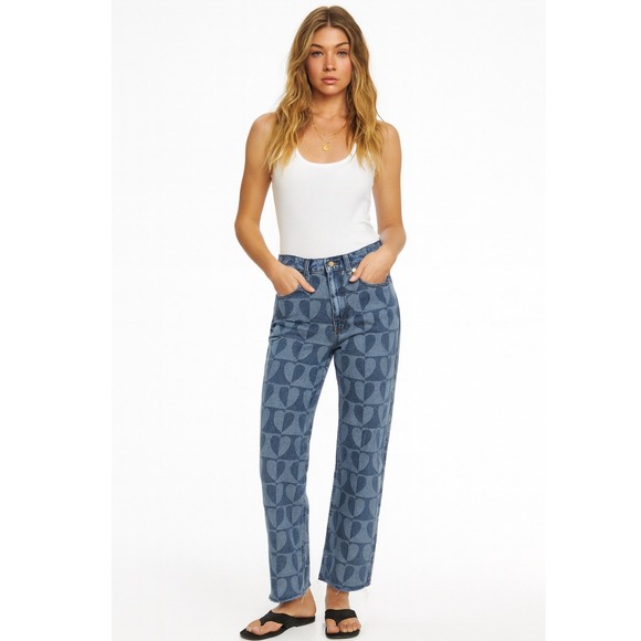 Pull & Bear Women's Jeans Blue Heart Print Distressed Hem Trendy Denim Size 4 - Picture 1 of 7